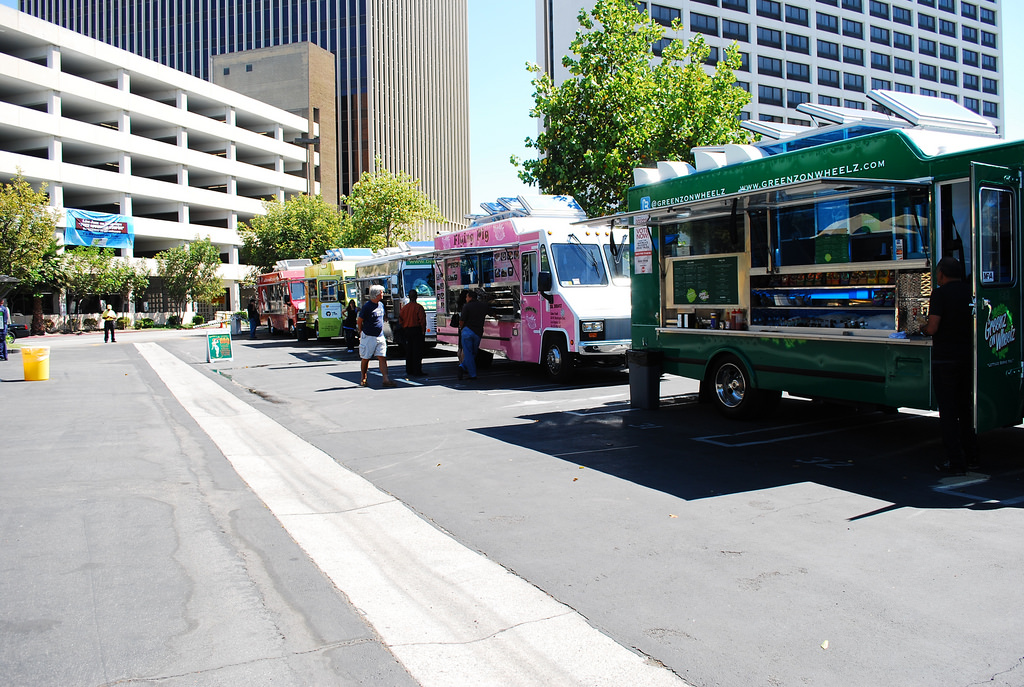 food trucks queue in Metropolitan Art Museum in New York City